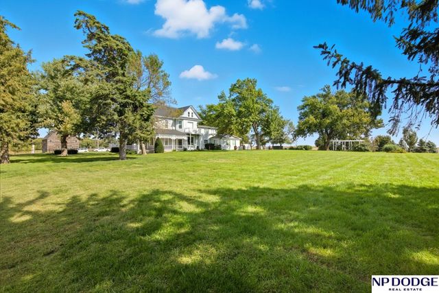 9752 County Road 3, Nickerson, NE 68122