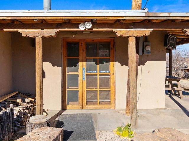 420 Camino Don Miguel, Santa Fe, NM 87505