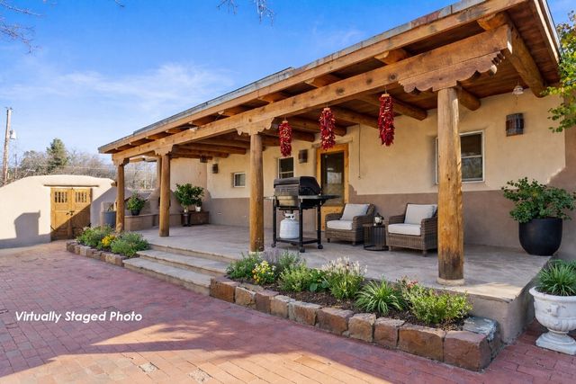 420 Camino Don Miguel, Santa Fe, NM 87505