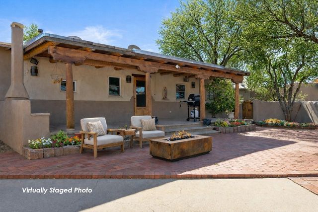 420 Camino Don Miguel, Santa Fe, NM 87505