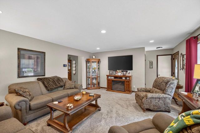 320 18TH STREET NORTH, Wisconsin Rapids, WI 54494