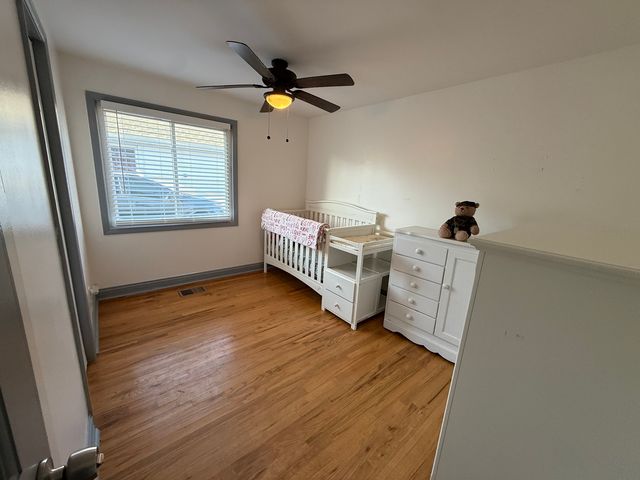 4527 W 88th Place, Hometown, IL 60456