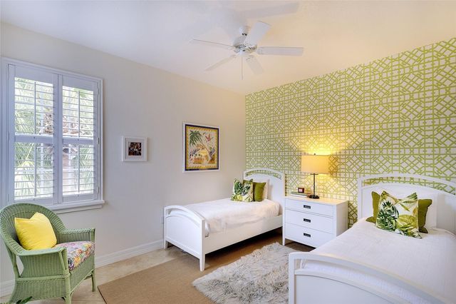 9607 SEA TURTLE TERRACE 201, Bradenton, FL 34212