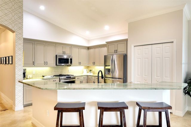 9607 SEA TURTLE TERRACE 201, Bradenton, FL 34212