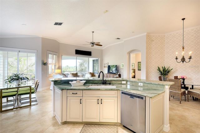 9607 SEA TURTLE TERRACE 201, Bradenton, FL 34212