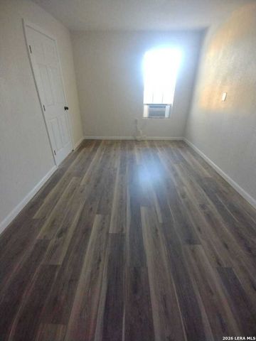 4602 CENTRALIA DR, San Antonio, TX 78237
