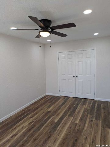 4602 CENTRALIA DR, San Antonio, TX 78237