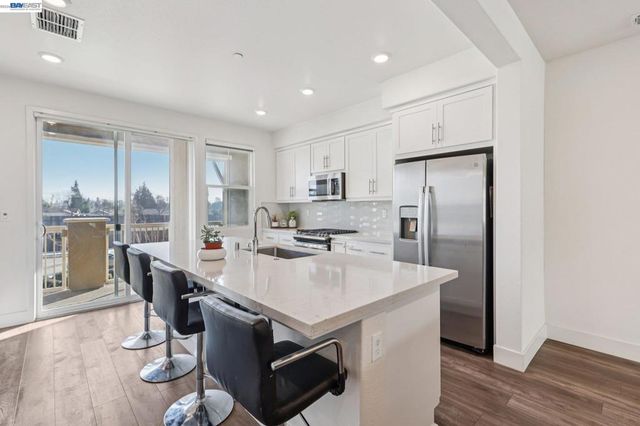 256 Plum Tree St, Livermore, CA 94551