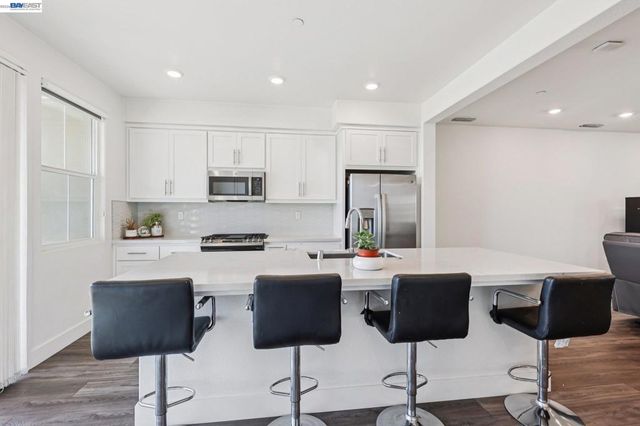 256 Plum Tree St, Livermore, CA 94551