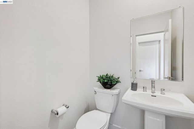 256 Plum Tree St, Livermore, CA 94551