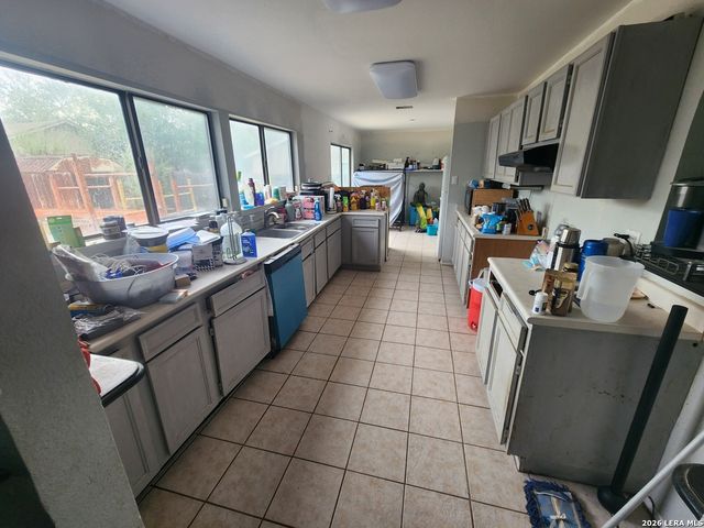 9802 Trendwood, San Antonio, TX 78250