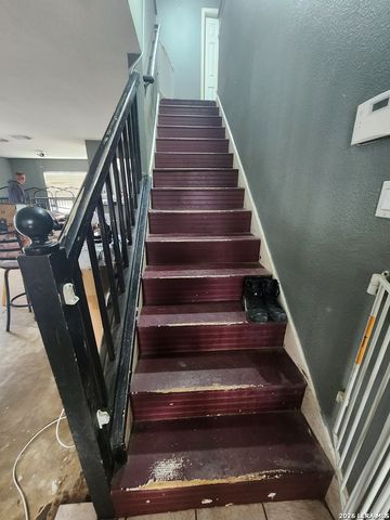 9802 Trendwood, San Antonio, TX 78250