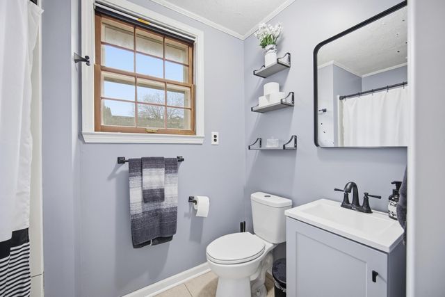 2226 Redbud Lane, Paris, KY 40361