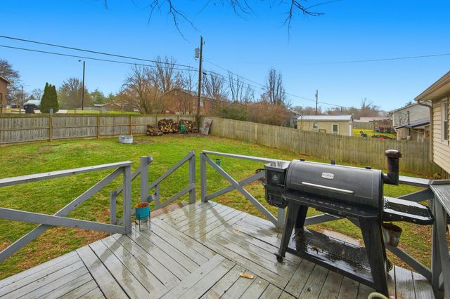 2226 Redbud Lane, Paris, KY 40361