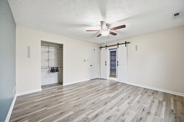 2226 Redbud Lane, Paris, KY 40361