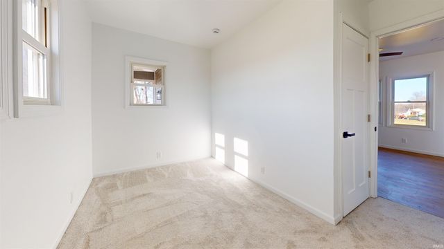 812 S York Street, Albion, IN 46701