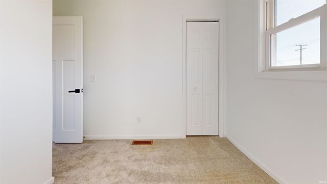 812 S York Street, Albion, IN 46701