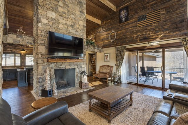 2900 Tanyard Hill Rd, Lynchburg, TN 37352