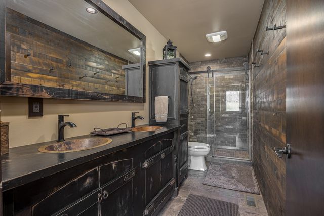 2900 Tanyard Hill Rd, Lynchburg, TN 37352