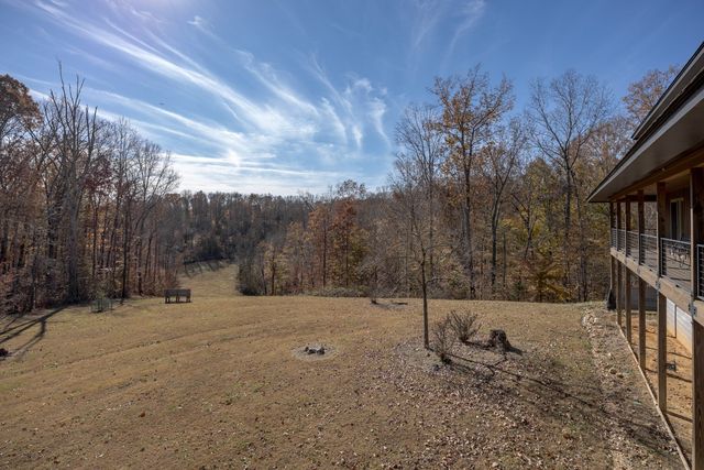 2900 Tanyard Hill Rd, Lynchburg, TN 37352