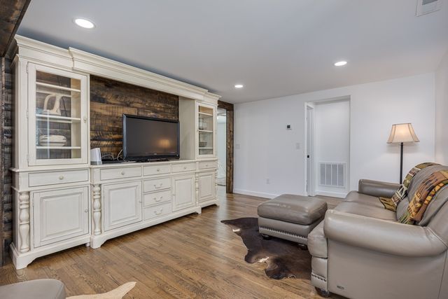 2900 Tanyard Hill Rd, Lynchburg, TN 37352