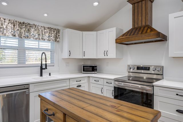 2900 Tanyard Hill Rd, Lynchburg, TN 37352