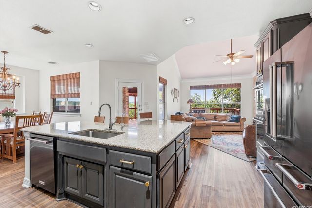 3719 Sunset Cliff, San Antonio, TX 78261