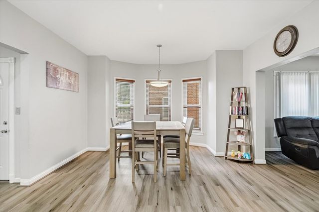 2915 ENOCH Avenue, Zion, IL 60099