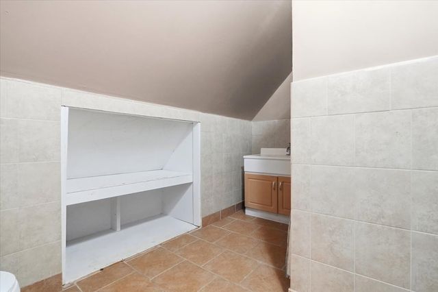 2915 ENOCH Avenue, Zion, IL 60099