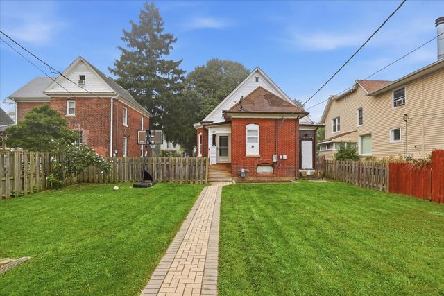 2915 ENOCH Avenue, Zion, IL 60099