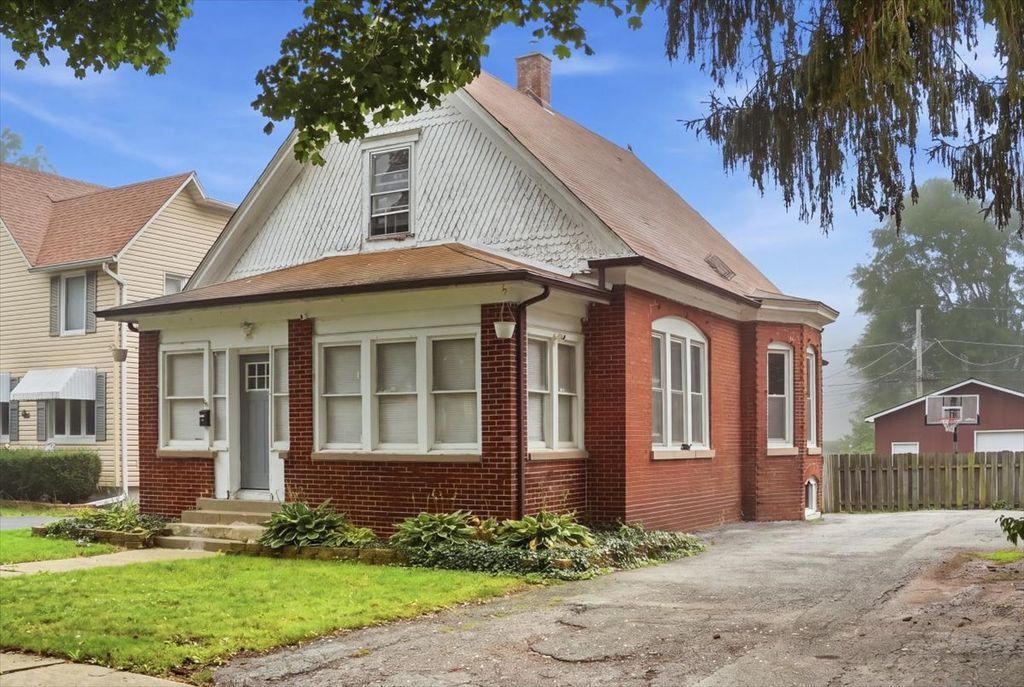 2915 ENOCH Avenue, Zion, IL 60099