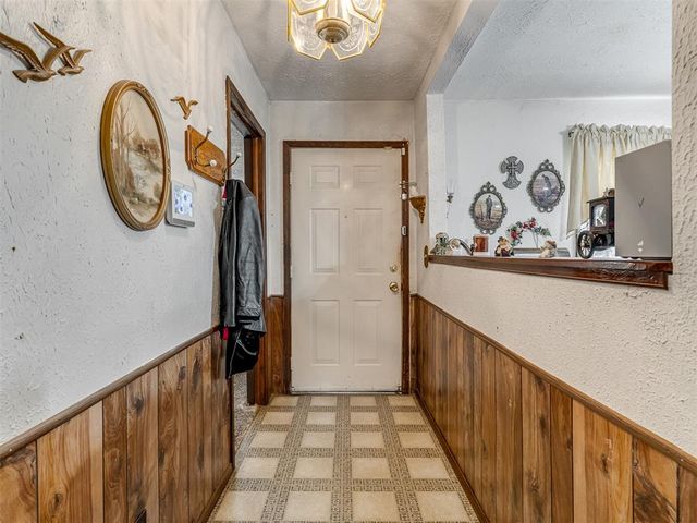 6417 S McLemore Drive, Oklahoma City, OK 73159