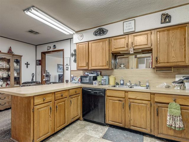 6417 S McLemore Drive, Oklahoma City, OK 73159
