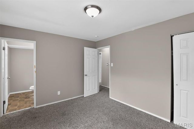 2587 Robley Drive, St Louis, MO 63136