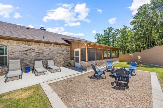 136 N Bronco Court, Springtown, TX 76082