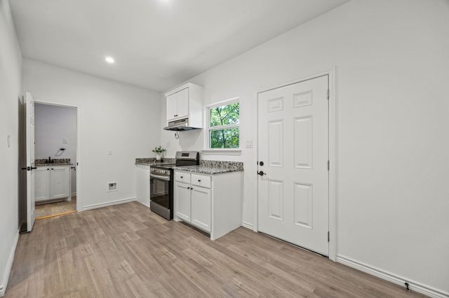 136 N Bronco Court, Springtown, TX 76082