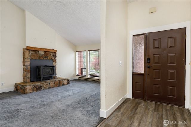 2190 Norcliffe Way, Oak Harbor, WA 98277