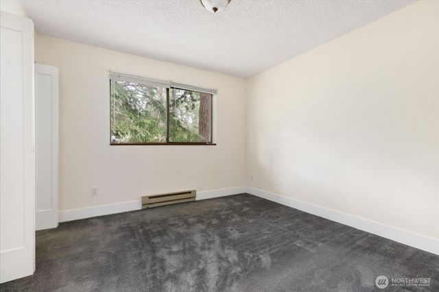 2190 Norcliffe Way, Oak Harbor, WA 98277
