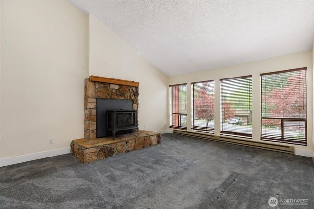 2190 Norcliffe Way, Oak Harbor, WA 98277