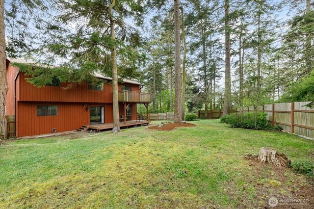 2190 Norcliffe Way, Oak Harbor, WA 98277