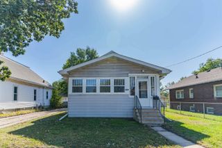 68 E Parker St Street, Waterloo, IA 50703