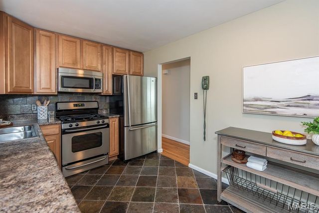 2341 McKelvey Road, St Louis, MO 63043