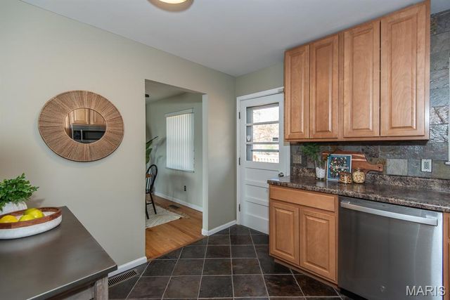 2341 McKelvey Road, St Louis, MO 63043