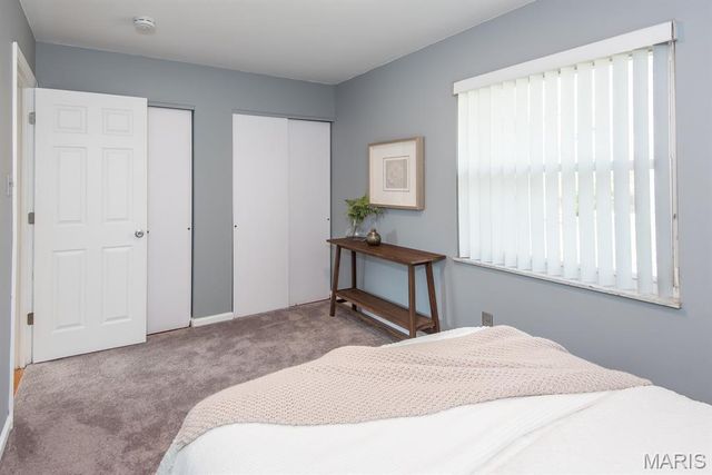 2341 McKelvey Road, St Louis, MO 63043