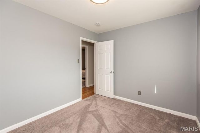 2341 McKelvey Road, St Louis, MO 63043