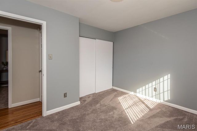 2341 McKelvey Road, St Louis, MO 63043