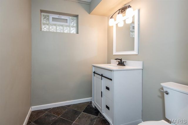 2341 McKelvey Road, St Louis, MO 63043