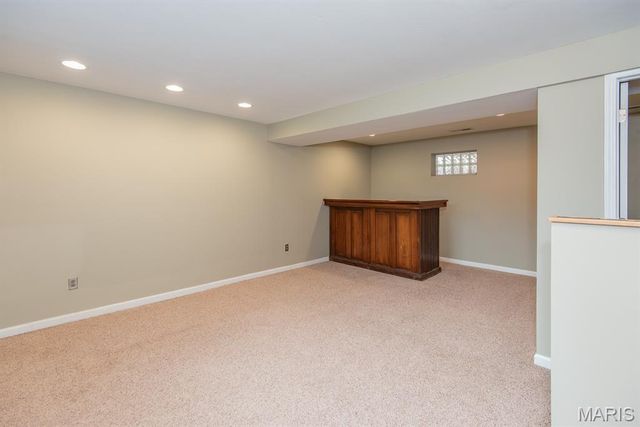 2341 McKelvey Road, St Louis, MO 63043