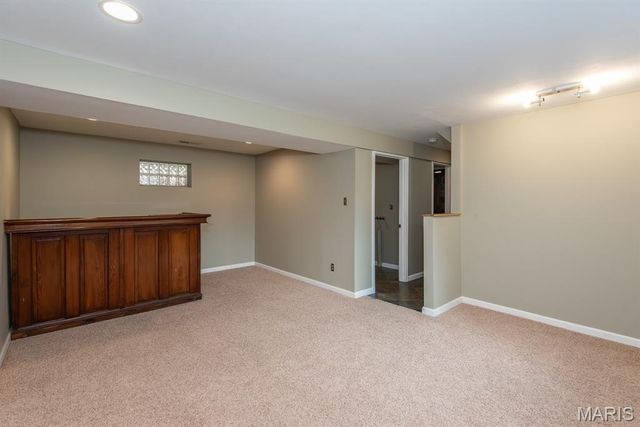 2341 McKelvey Road, St Louis, MO 63043