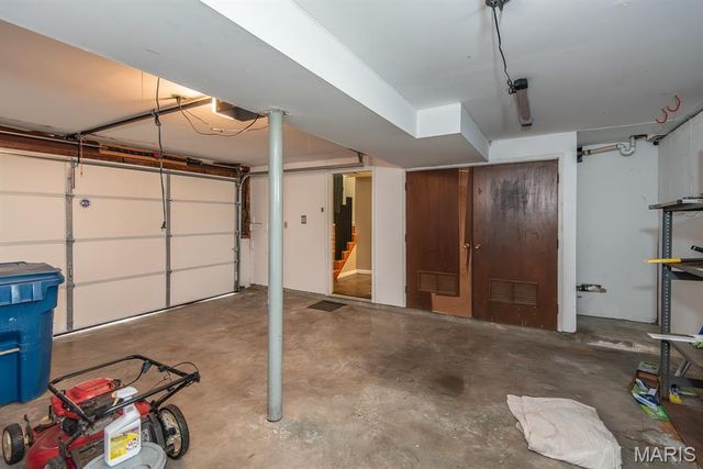 2341 McKelvey Road, St Louis, MO 63043